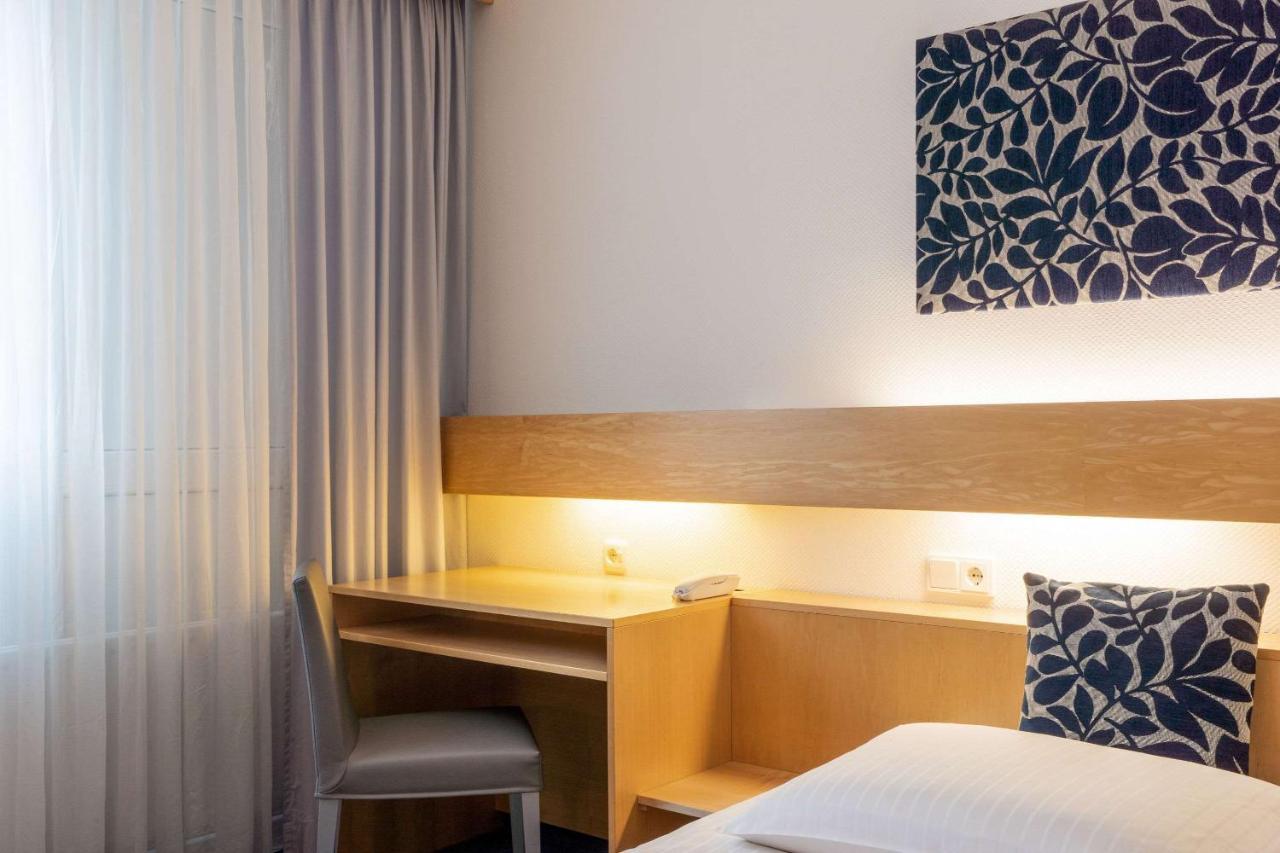 Comfort Hotel Atlantic Muenchen Sued Отобрун Екстериор снимка