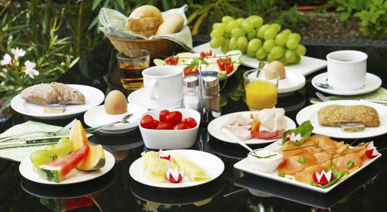 Comfort Hotel Atlantic Muenchen Sued Отобрун Екстериор снимка